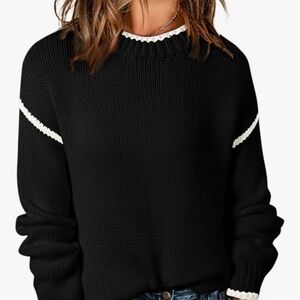 8Black and White Contrast Sweater